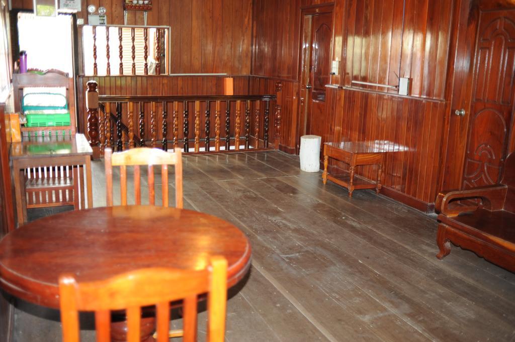 The City Premium Guesthouse Siem Reap Buitenkant foto