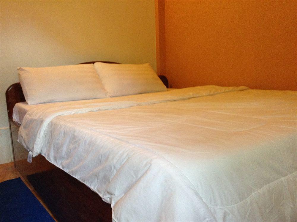The City Premium Guesthouse Siem Reap Buitenkant foto