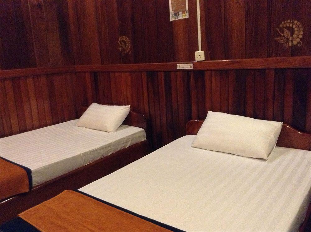 The City Premium Guesthouse Siem Reap Buitenkant foto